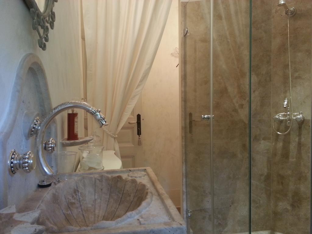 Chambres D'Hotes Jardin D'Ivoire Saint-Gervais-la-Foret Room photo